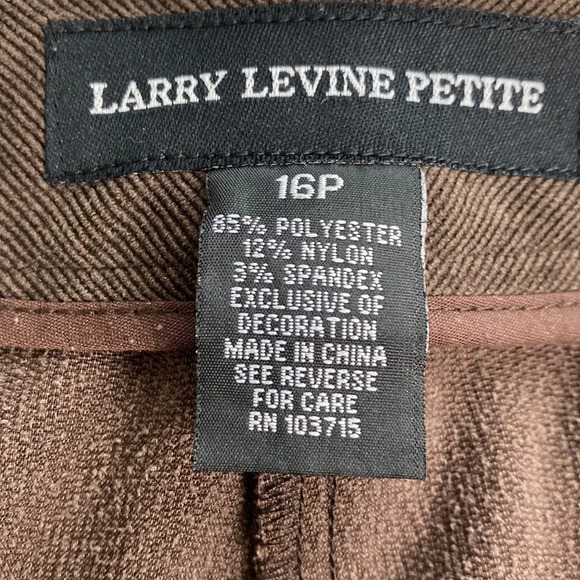Larry Levine NWOT Brown Thin Wale Boot Cut Corduroy Pants Plus Size 16 Petite - Picture 4 of 7